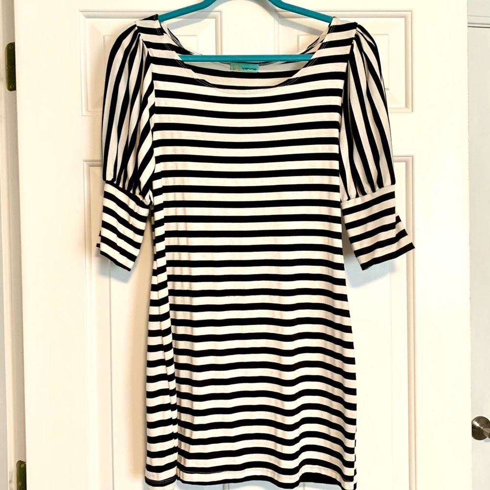 EUC Queen Esther Striped Knit Shirt or Tunic